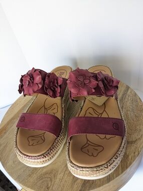 Born Women's Fawn Comfort Wedge Sandals - Sz 10 - NWOB